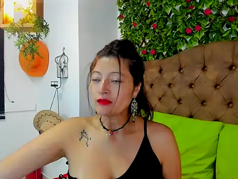 Snapshot of Karla_lust chatting on 14, 10, 2025 Karla lust online show from 14, 10, 2025