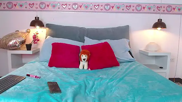 Suzy1  online show from 3, 2, 2026