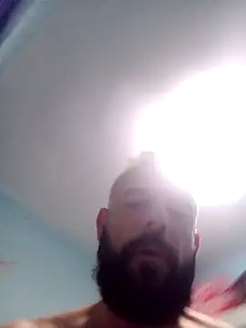 Snapshot of kikecastella chatting on 4, 10, 2025 kikecastella online show from 4, 10, 2025