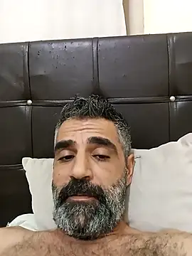 Snapshot of AliTaner07 chatting on 28, 10, 2025 AliTaner07 online show from 28, 10, 2025