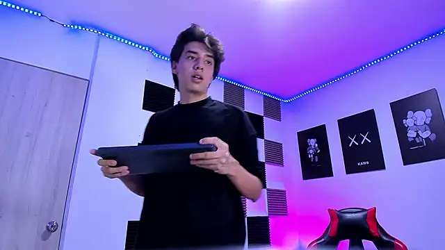 jeycobb online show from 7, 4, 2026