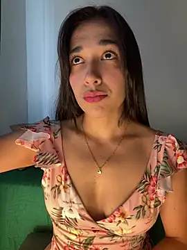 SabrinaEvanss  online show from 15, 4, 2026