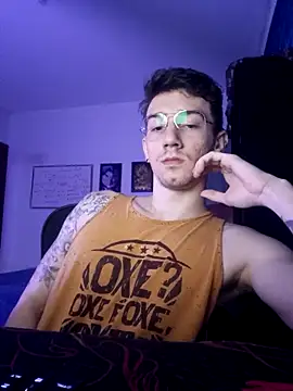 Snapshot of SweetGoodBoy22 chatting on 3, 10, 2025 SweetGoodBoy22 online show from 3, 10, 2025