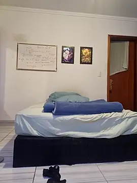 Snapshot of SweetGoodBoy22 chatting on 10, 10, 2025 SweetGoodBoy22 online show from 10, 10, 2025