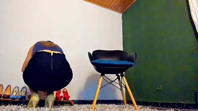 Velourmuse online show from 7, 11, 2025