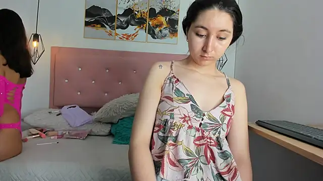 Snapshot of kiara_and_christy chatting on 10, 11, 2025 kiara and christy online show from 10, 11, 2025