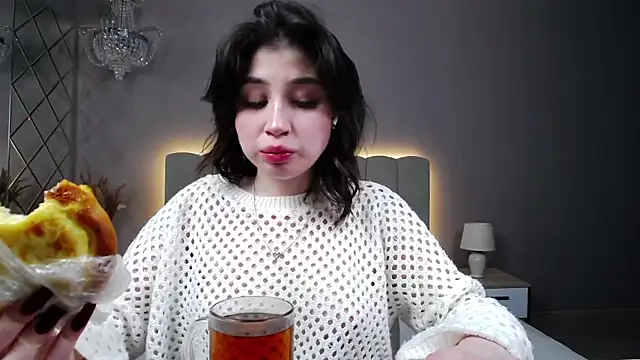 DianaMello online show from 17, 11, 2025