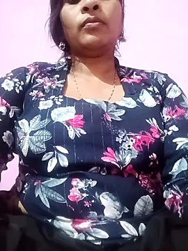 Snapshot of Priyanka_hot54 chatting on 8, 10, 2025 Priyanka hot54 online show from 8, 10, 2025