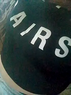 Snapshot of Suem99 chatting on 5, 11, 2025 Suem99 online show from 5, 11, 2025