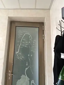 Snapshot of Mile-m chatting on 18, 3, 2026 Mile-m online show from 18, 3, 2026