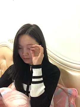 Snapshot of Mile-m chatting on 19, 3, 2026 Mile-m online show from 19, 3, 2026