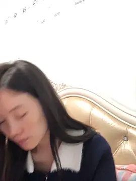 Snapshot of Mile-m chatting on 27, 3, 2026 Mile-m online show from 27, 3, 2026