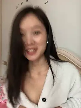 Snapshot of Mile-m chatting on 29, 3, 2026 Mile-m online show from 29, 3, 2026