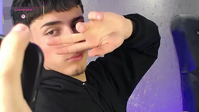 MateoMitchell online show from 1, 12, 2025