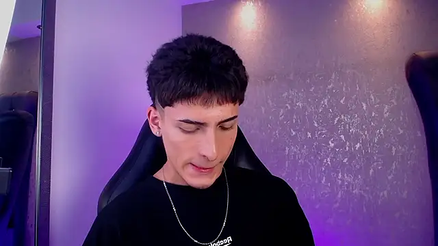 Snapshot of MateoMitchell chatting on 26, 2, 2026 MateoMitchell online show from 26, 2, 2026