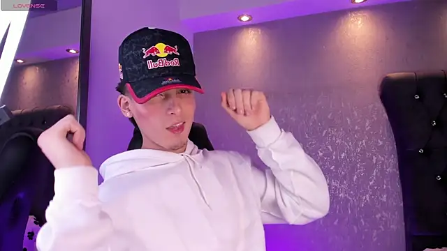 MateoMitchell online show from 2, 4, 2026