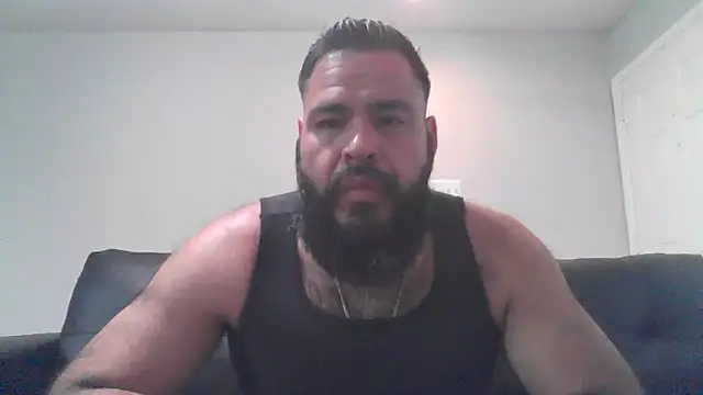 Snapshot of BigJohnBear39 chatting on 6, 10, 2025 BigJohnBear39 online show from 6, 10, 2025