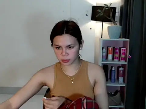 Snapshot of buttycamillex chatting on 4, 8, 2026 buttycamillex online show from 4, 8, 2026