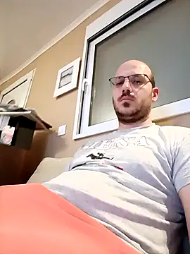Snapshot of arksex32 chatting on 18, 4, 2026 arksex32 online show from 18, 4, 2026