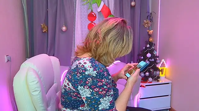 VestaWoody online show from 5, 1, 2026