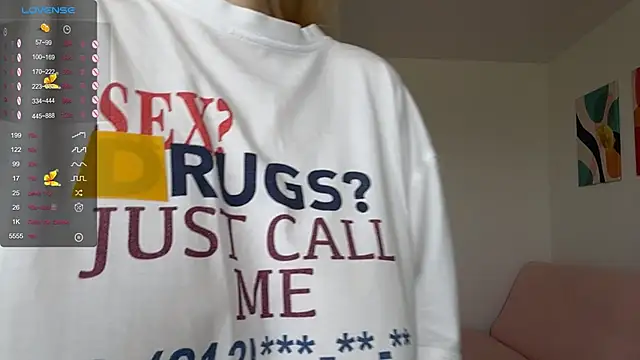 Snapshot of GilySuper chatting on 29, 5, 2026 GilySuper online show from 29, 5, 2026