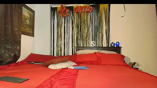 Charlotte Richardson online show from 9, 11, 2025