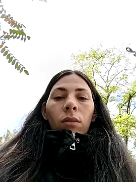 Snapshot of Emilia313 chatting on 5, 10, 2025 Emilia313 online show from 5, 10, 2025