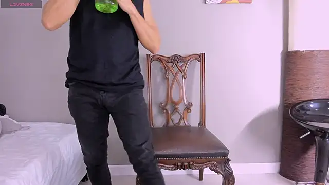  axelking  online show from 21, 10, 2025