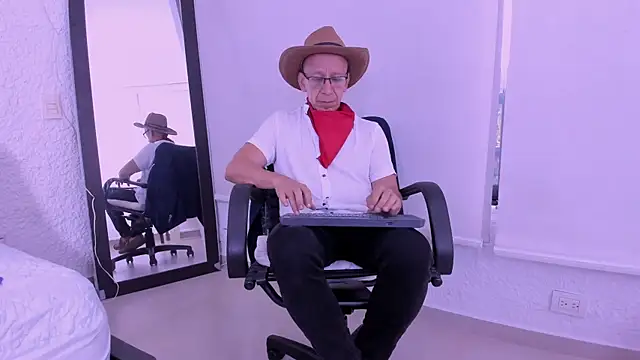  axelking  online show from 24, 2, 2026