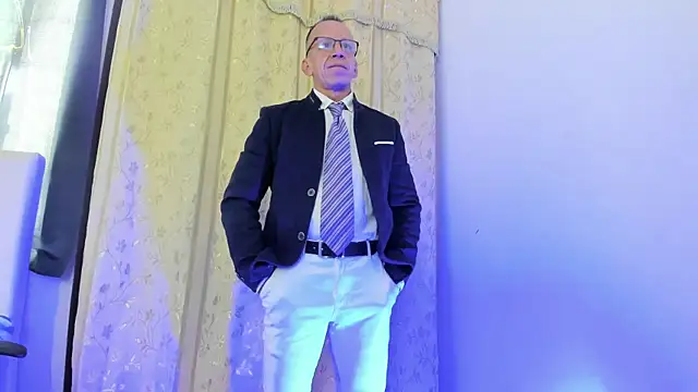  axelking  online show from 7, 4, 2026