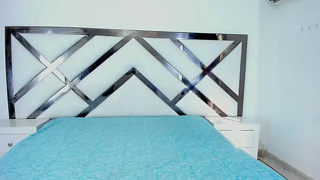 Snapshot of daenerysxxx chatting on 10, 11, 2025 daenerysxxx online show from 10, 11, 2025