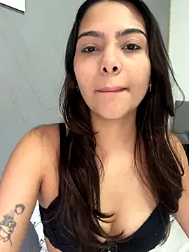 Snapshot of liz_maciel chatting on 13, 10, 2025 liz maciel online show from 13, 10, 2025