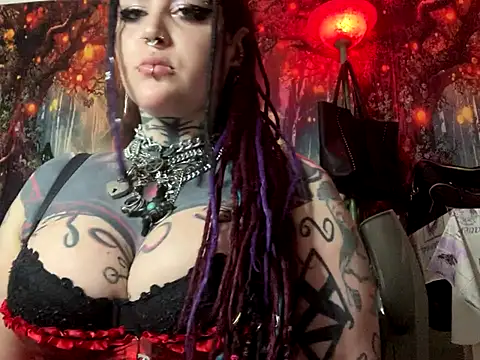 Snapshot of nyxvelon chatting on 21, 10, 2025 nyxvelon online show from 21, 10, 2025