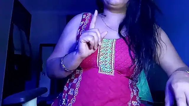Snapshot of horny_milf_couple chatting on 29, 4, 2026 horny milf couple online show from 29, 4, 2026