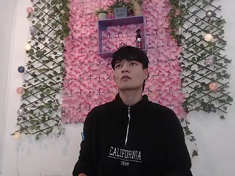 Snapshot of alex_russo__ chatting on 16, 10, 2025 alex russo online show from 16, 10, 2025