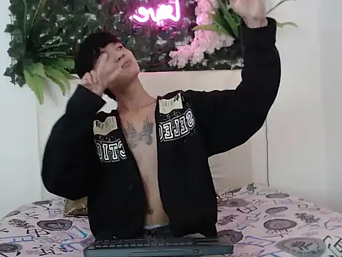 Snapshot of alex_russo__ chatting on 23, 10, 2025 alex russo online show from 23, 10, 2025