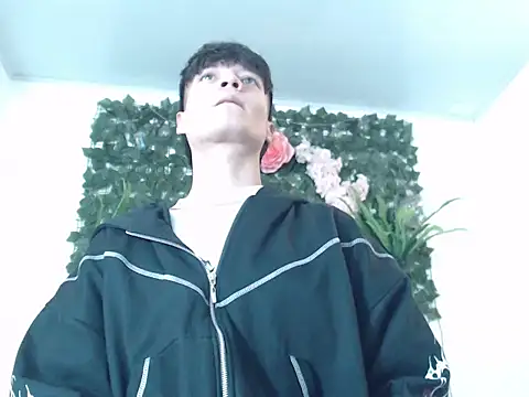 Snapshot of alex_russo__ chatting on 30, 10, 2025 alex russo online show from 30, 10, 2025