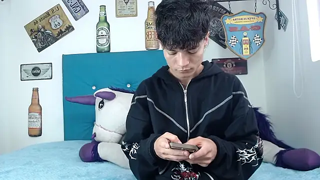 Snapshot of alex_russo__ chatting on 20, 3, 2026 alex russo online show from 20, 3, 2026