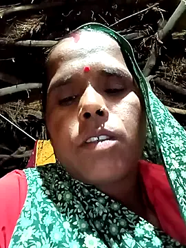 Snapshot of Janvi_tv chatting on 27, 10, 2025 Janvi tv online show from 27, 10, 2025