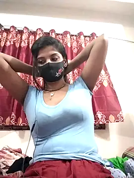 Snapshot of Queen-Any chatting on 7, 10, 2025 Queen-Any online show from 7, 10, 2025