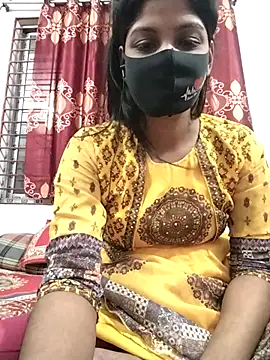 Snapshot of Queen-Any chatting on 24, 10, 2025 Queen-Any online show from 24, 10, 2025