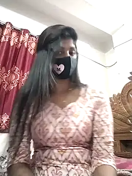 Snapshot of Queen-Any chatting on 9, 11, 2025 Queen-Any online show from 9, 11, 2025