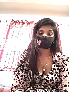 Snapshot of Queen-Any chatting on 12, 11, 2025 Queen-Any online show from 12, 11, 2025