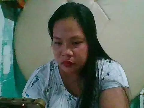 Snapshot of shyhotpinay_32 chatting on 18, 7, 2026 shyhotpinay 32 online show from 18, 7, 2026