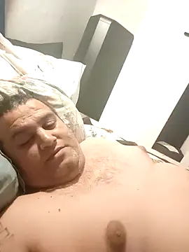 Zsoltzsolti23 online show from 26, 11, 2025