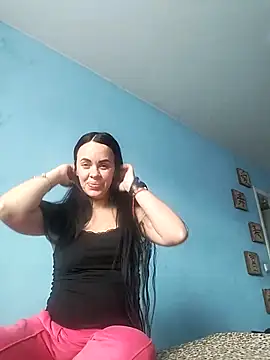 Stefaniyaxq online show from 22, 10, 2025