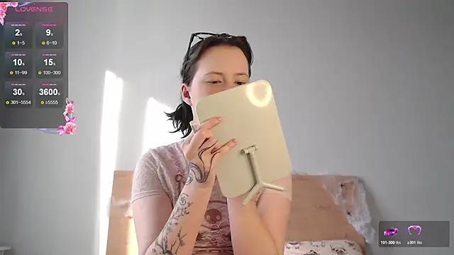 katlynaccerman online show from 31, 10, 2025