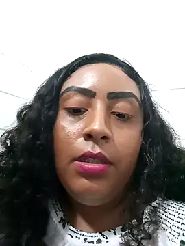 Snapshot of ZS_Oficial chatting on 17, 10, 2025 ZS Oficial online show from 17, 10, 2025