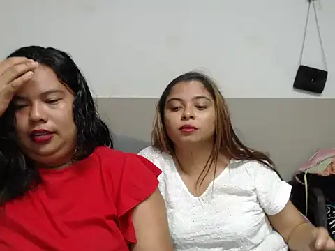 Snapshot of NicollGreen chatting on 20, 10, 2025 NicollGreen online show from 20, 10, 2025