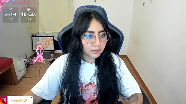 LoveLyy- online show from 10, 1, 2026